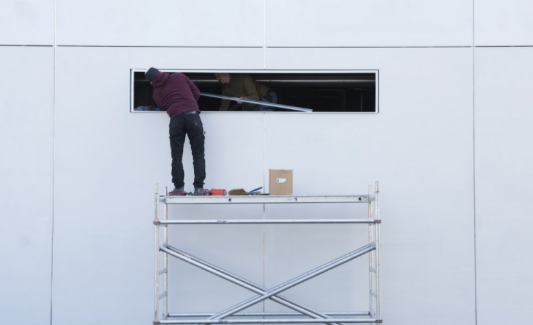 Where to get scaffolding and custom structures?