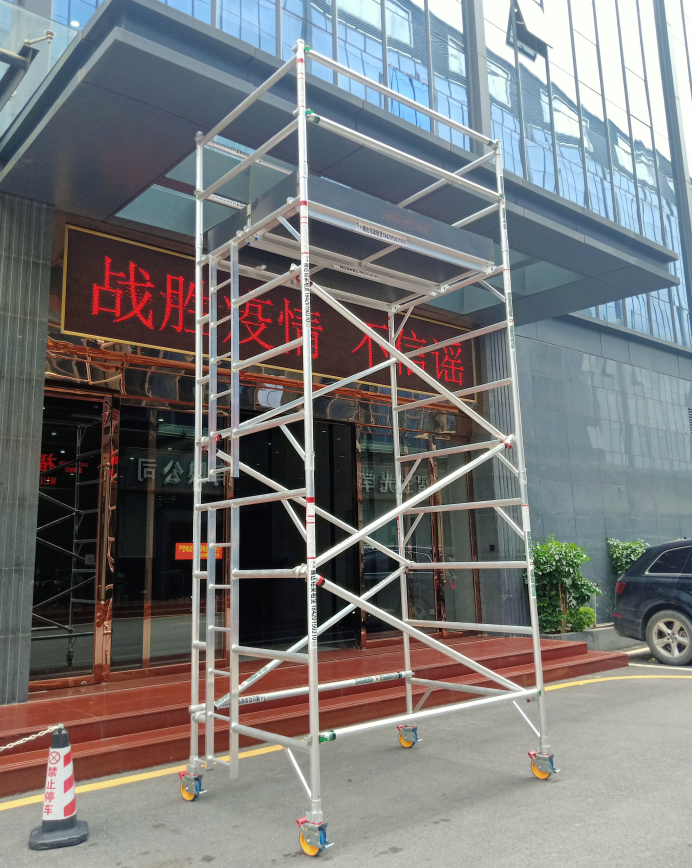 Aluminum mobile scaffold DR.SCAFFOLD